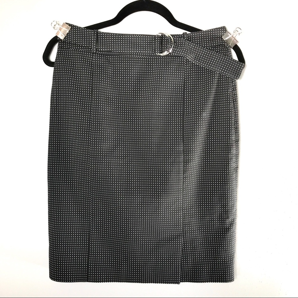 Like New Hugo Boss Pencil Skirt Blk polka dot sz 4